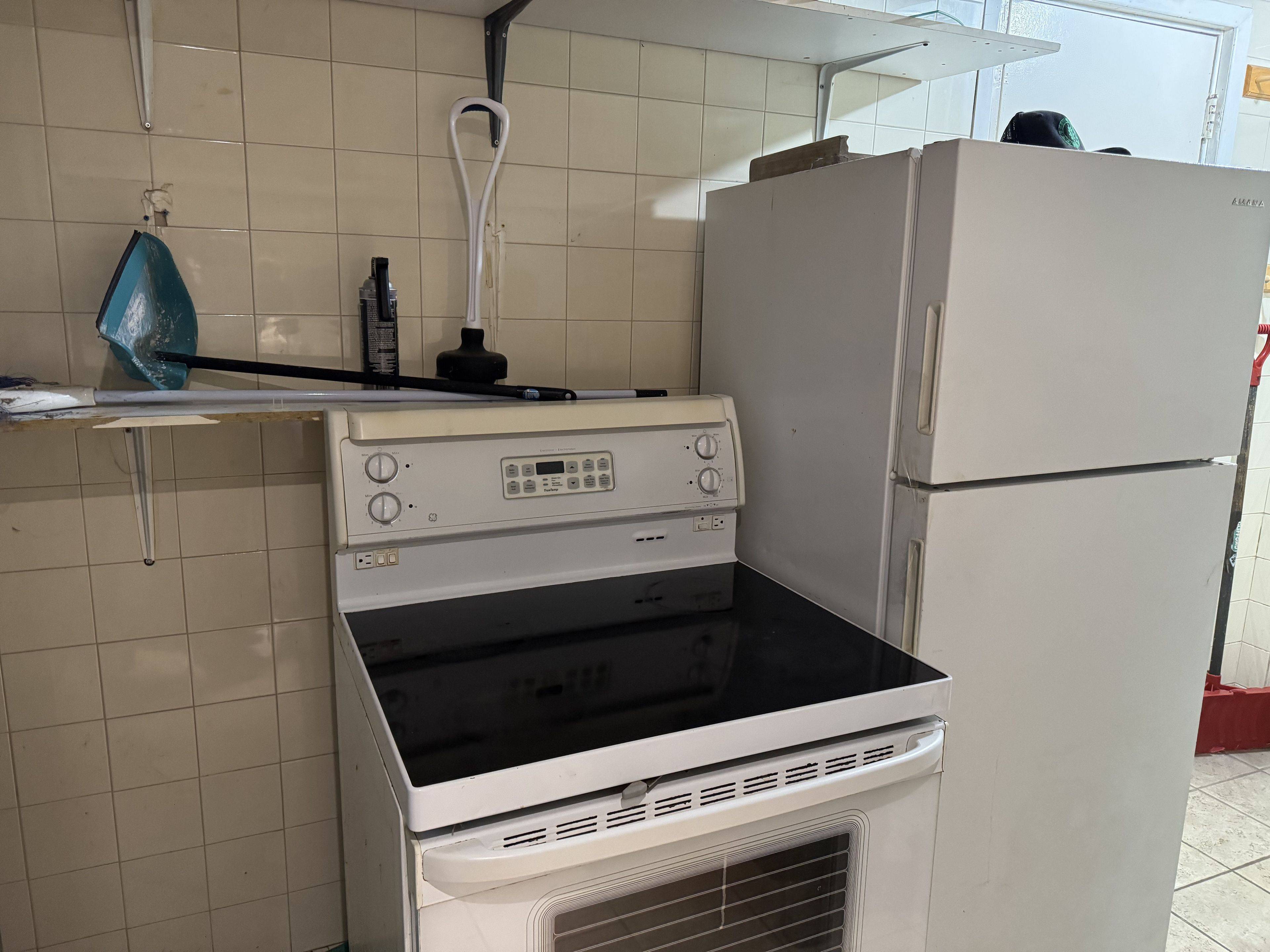 Toronto W03, ON M6E 4V4,538 Caledonia RD