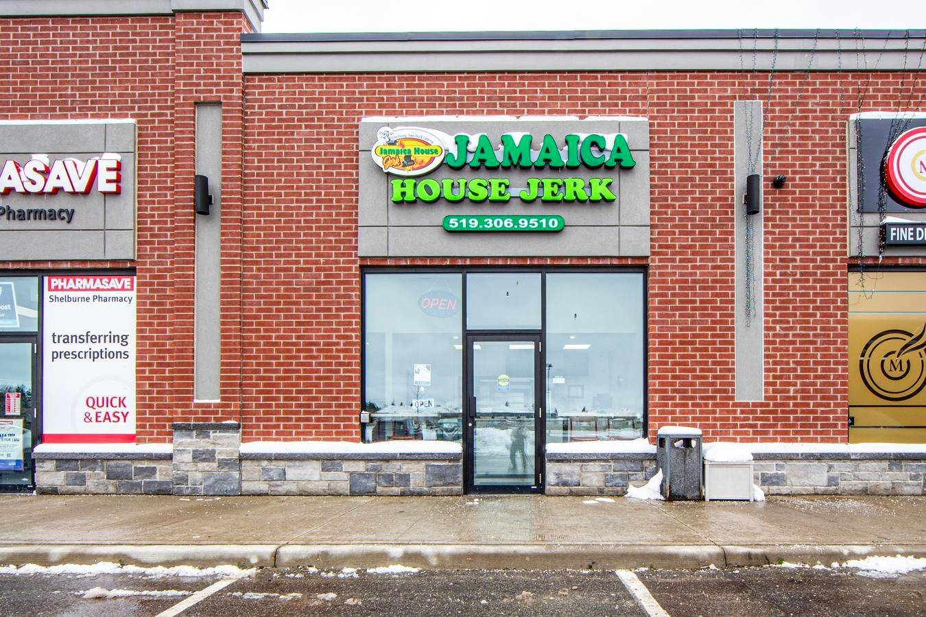 Shelburne, ON L9V 3X7,303 Col Phillips DR #104