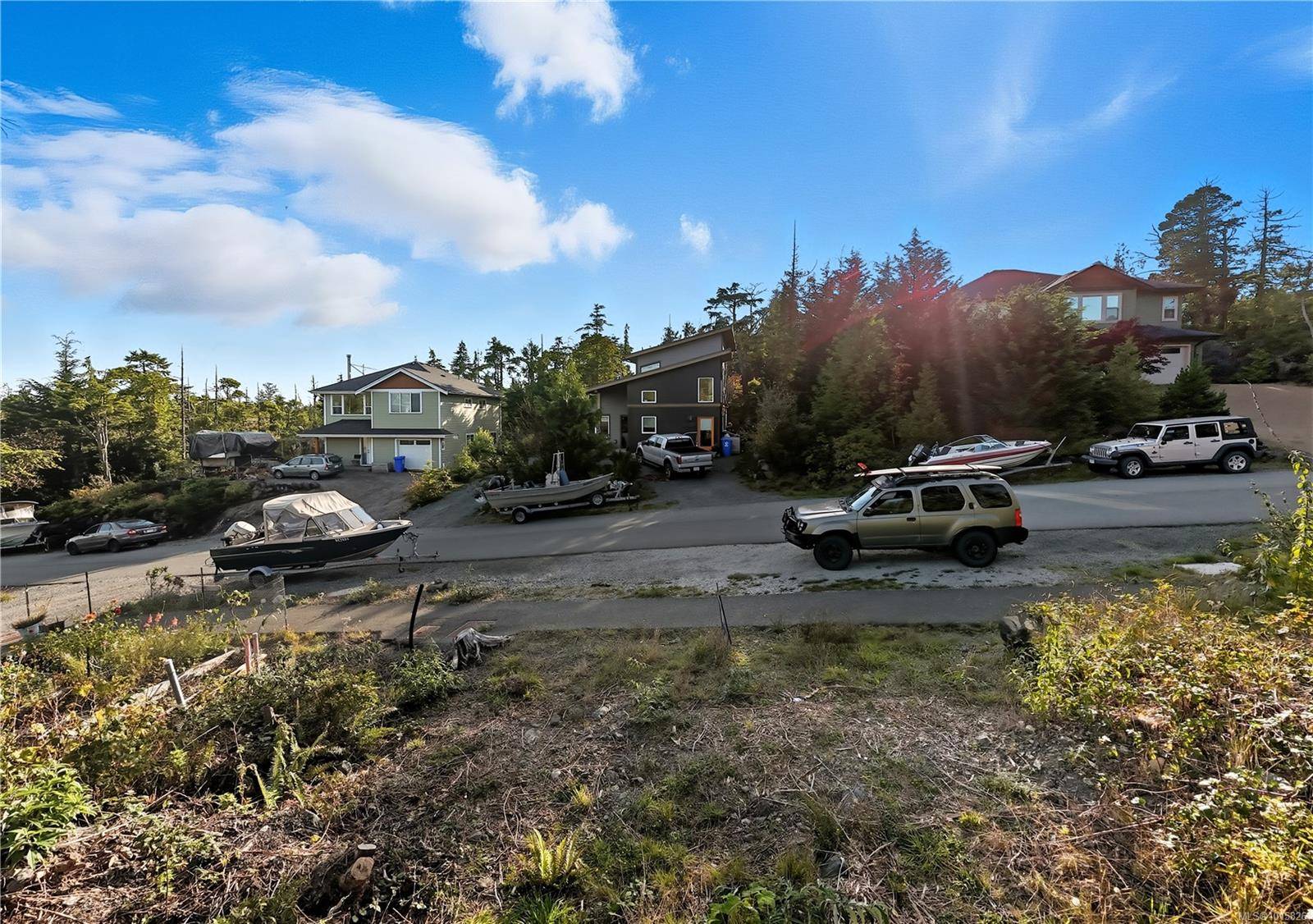 Ucluelet, BC V0R 3A0,851 Lorne White Pl