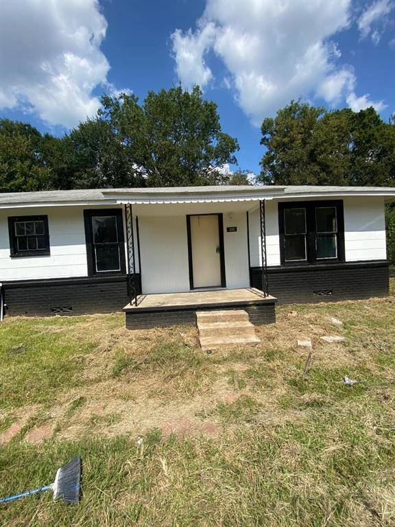 Elkhart, TX 75839,205 Gammage Street