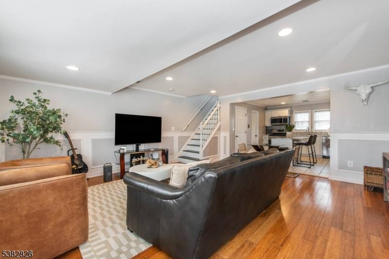 Clifton City, NJ 07012,9 Peru Rd