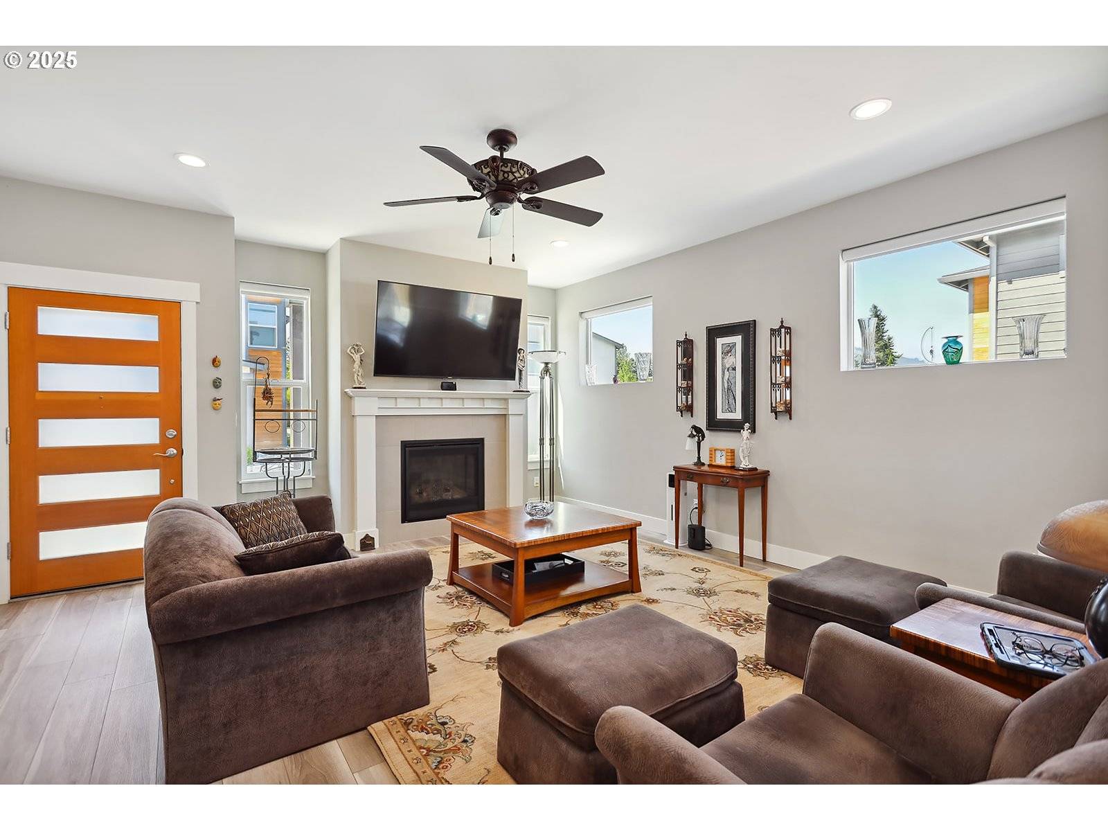 Hood River, OR 97031,1250 29TH ST