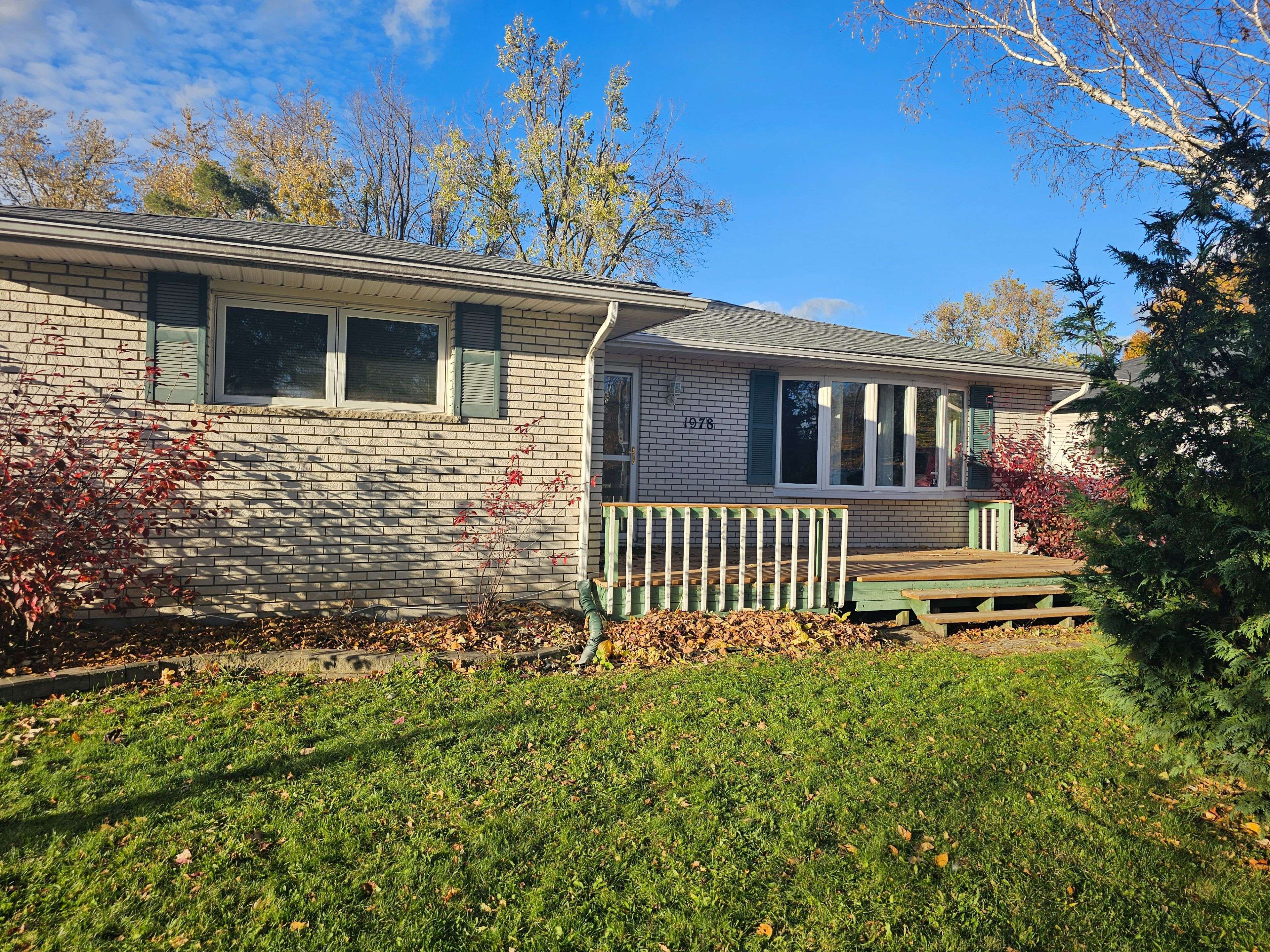 Innisfil, ON L9S 1K2,1978 Victoria ST