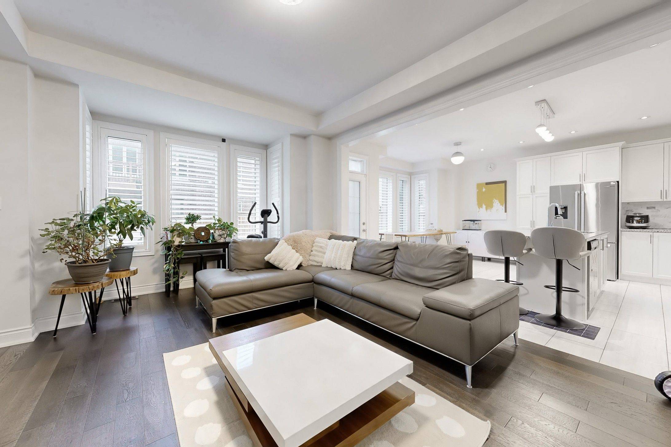 East Gwillimbury, ON L9N 0S2,50 Ben Sinclair AVE