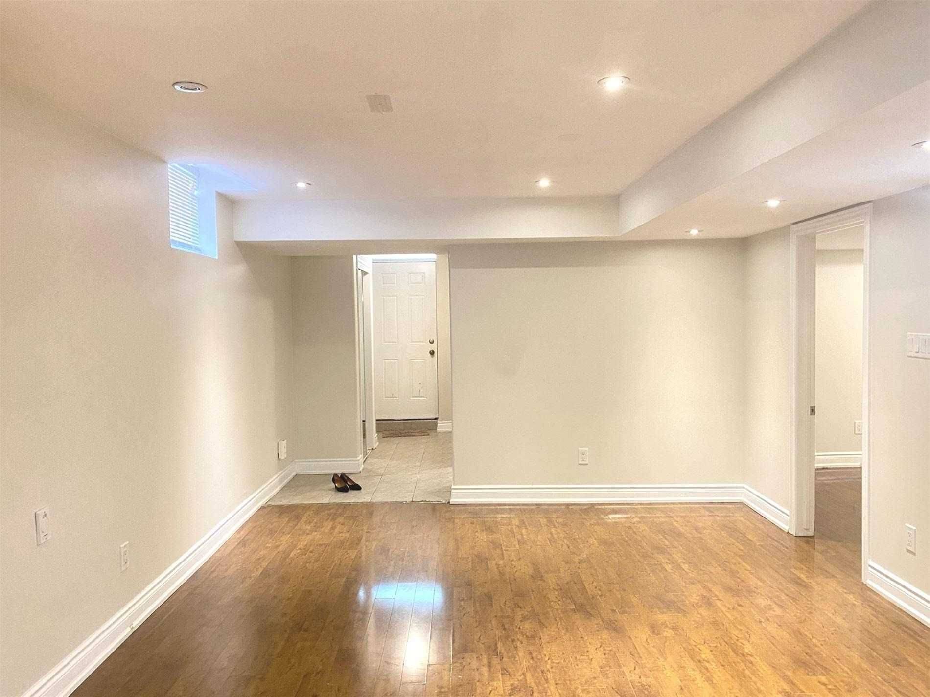 Mississauga, ON L5M 7X8,3317 Weatherford RD #Bsmt