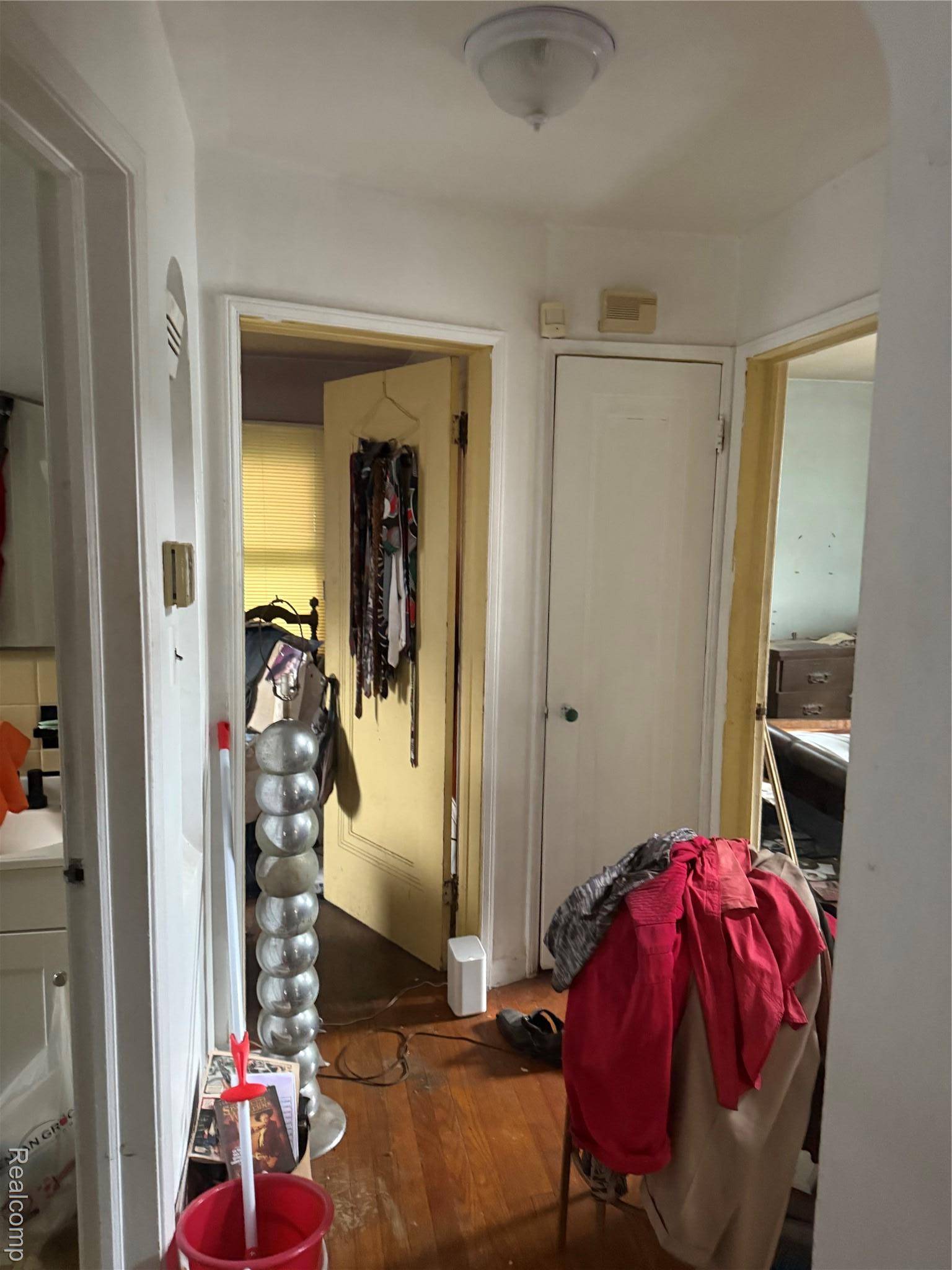 Detroit, MI 48219,19363 Plainview AVE