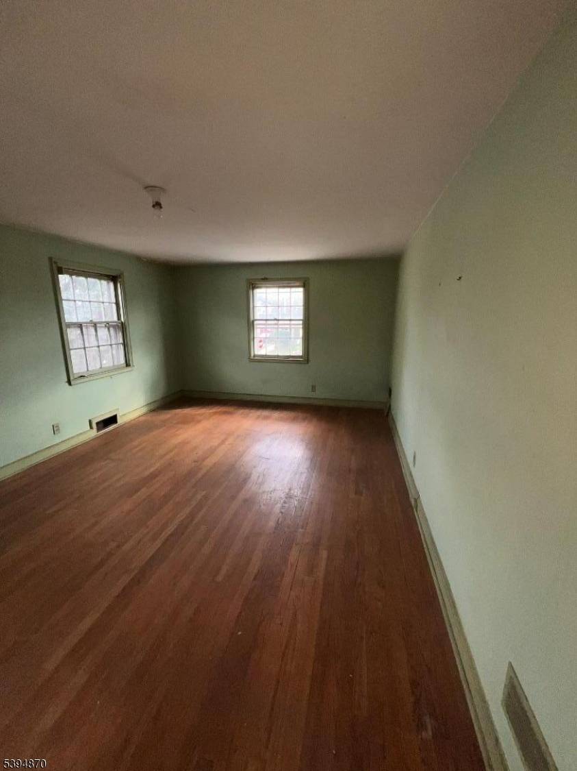 North Arlington Boro, NJ 07031,99 Park Ave