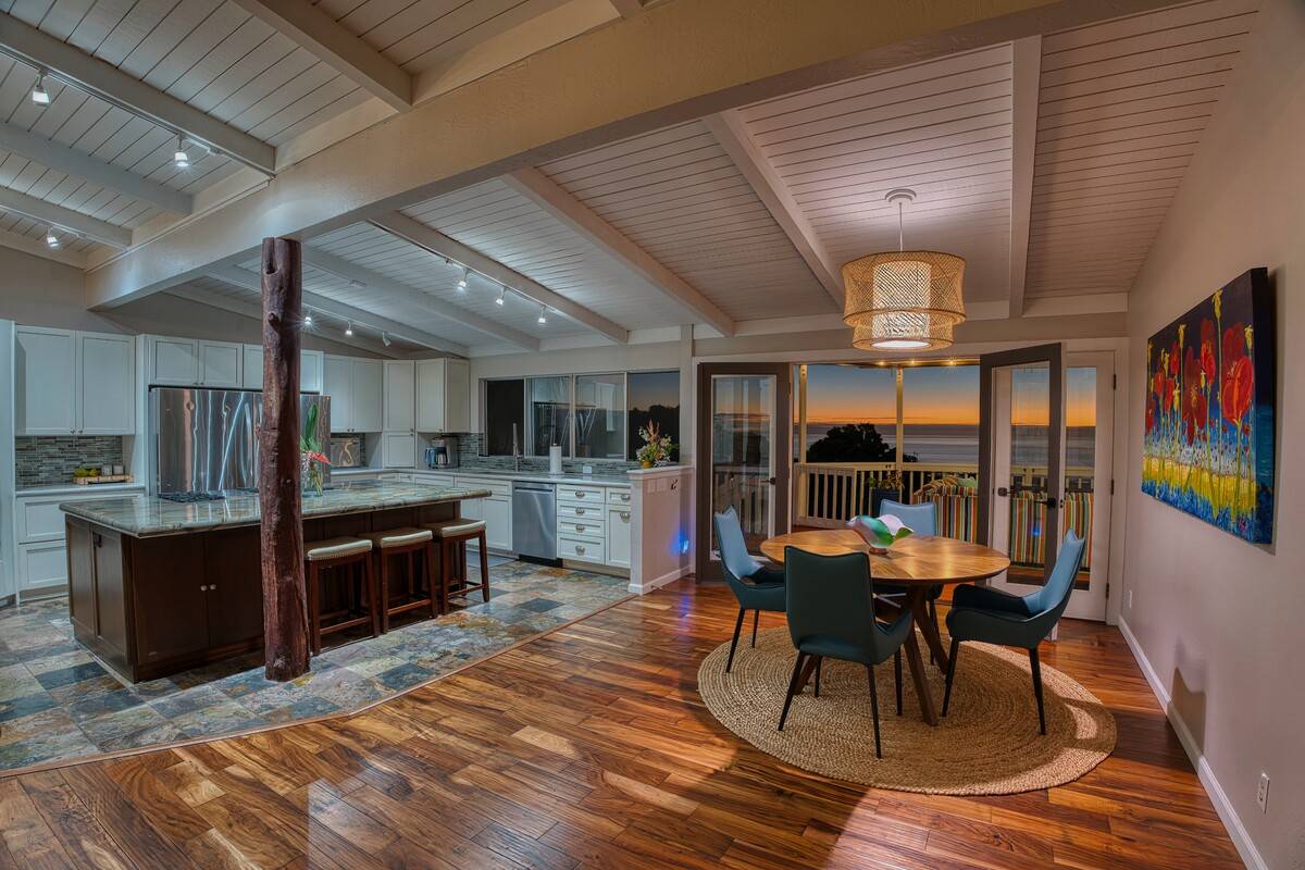 Kailua-kona, HI 96740,73-4652 KOHANAIKI RD #A