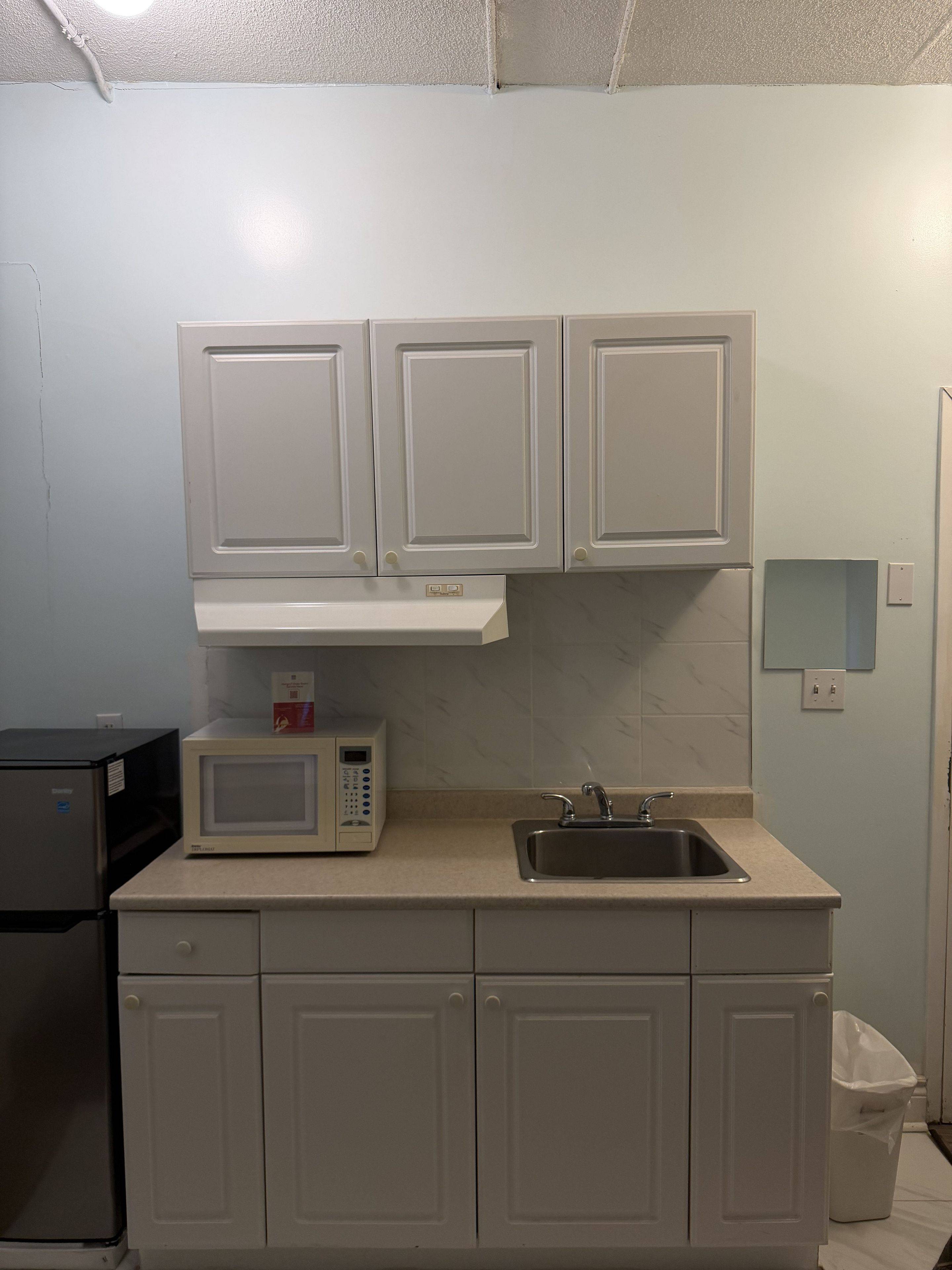 Toronto C08, ON M5C 2H6,135 Jarvis ST