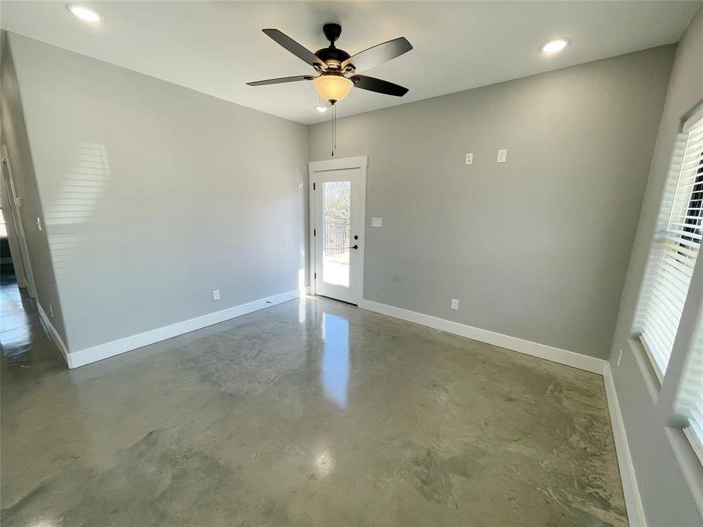 Denison, TX 75020,1215 Oak Drive #105