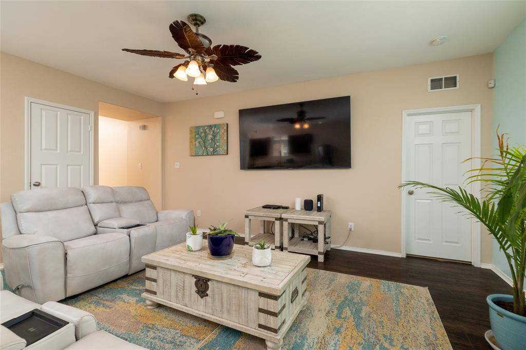 Fort Worth, TX 76131,9917 Dolerite Drive