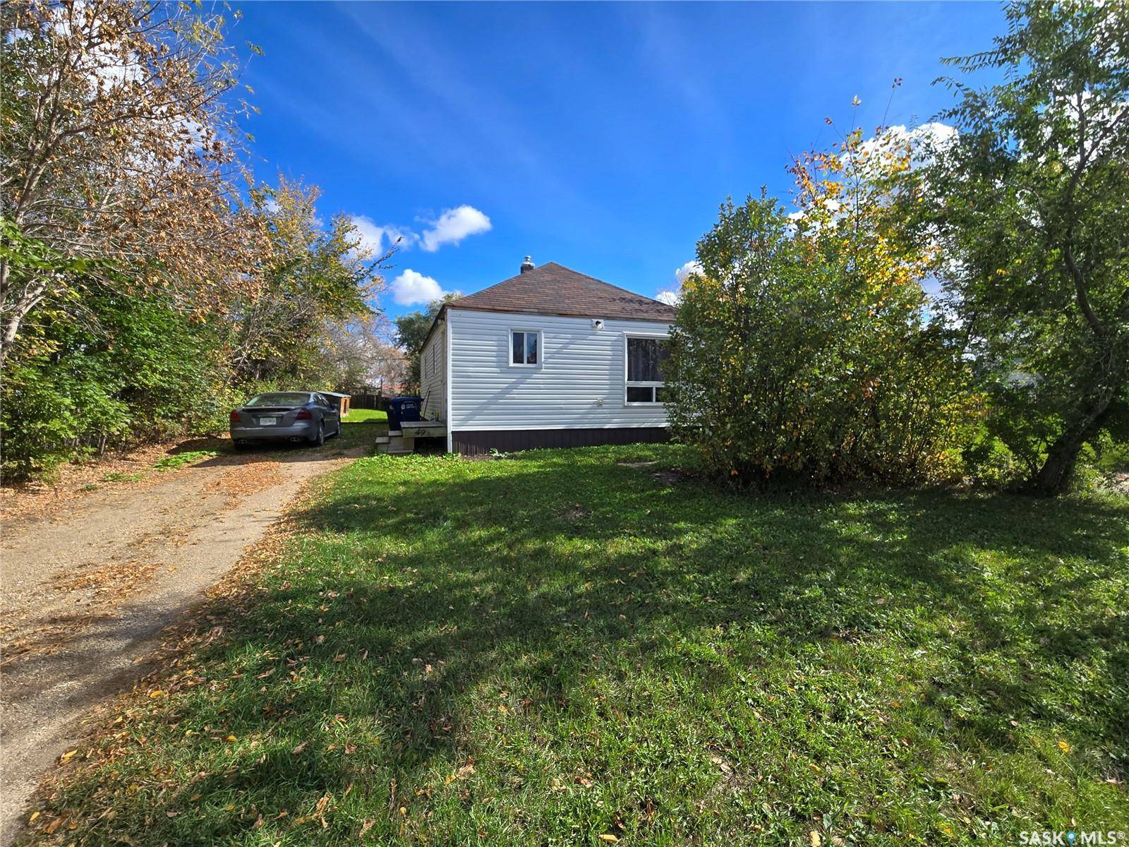 Manor, SK S0C 1R0,49 Newcombe STREET