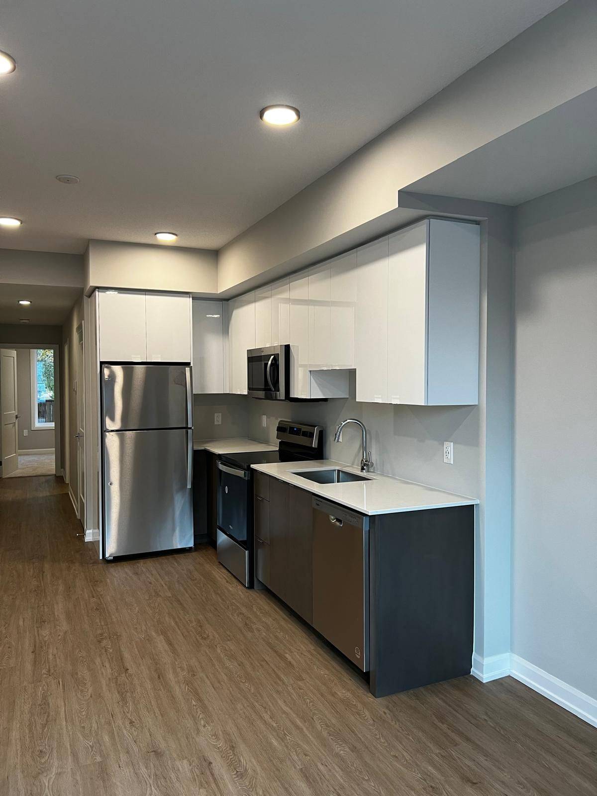 Guelph, ON N1H 3Z1,708 Woolwich ST #418