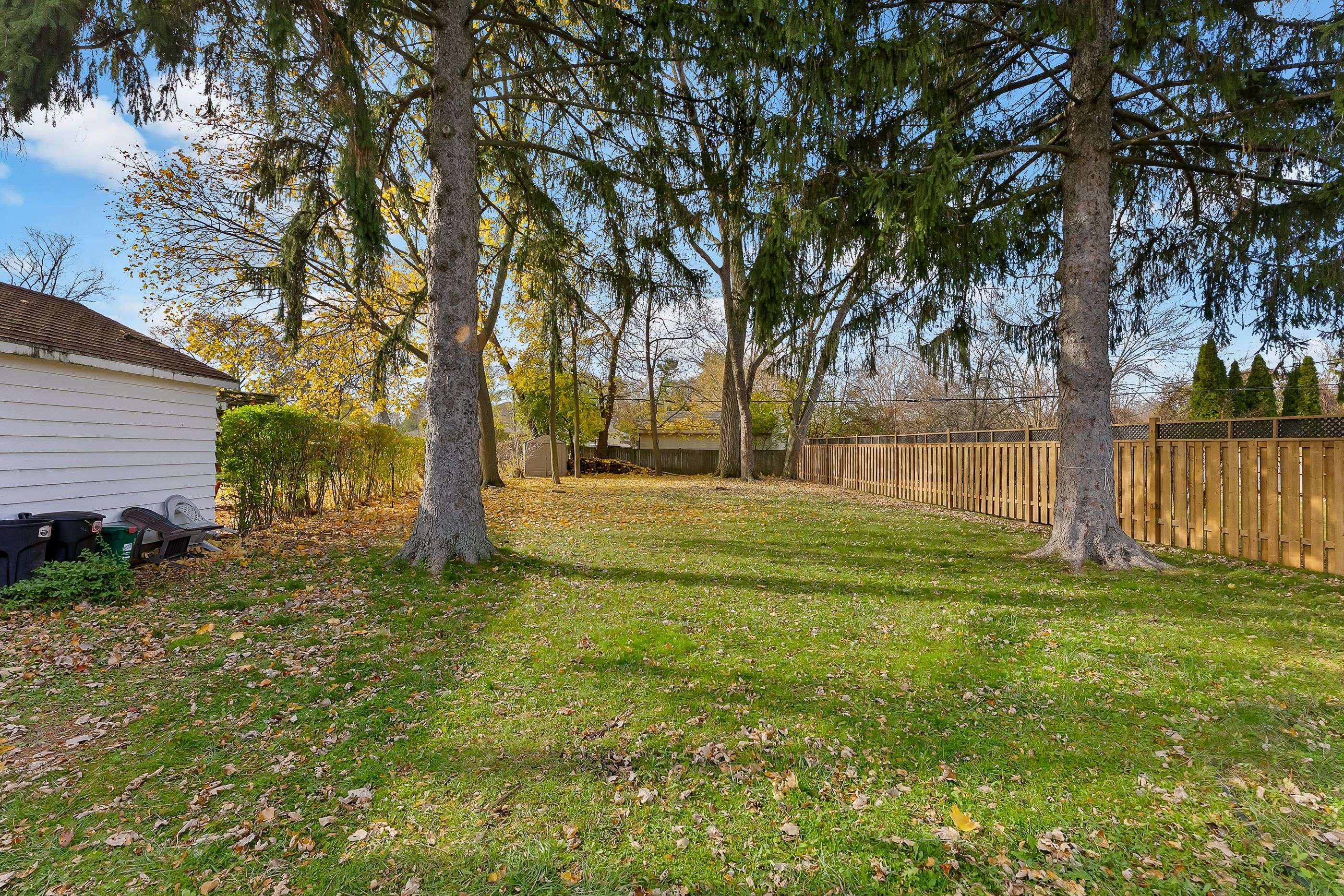 St. Catharines, ON L2N 1V5,6 Hallcrest AVE