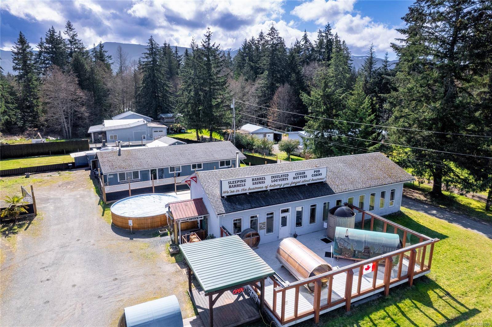 Hilliers, BC V9K 1W2,3514 Brittain Blvd