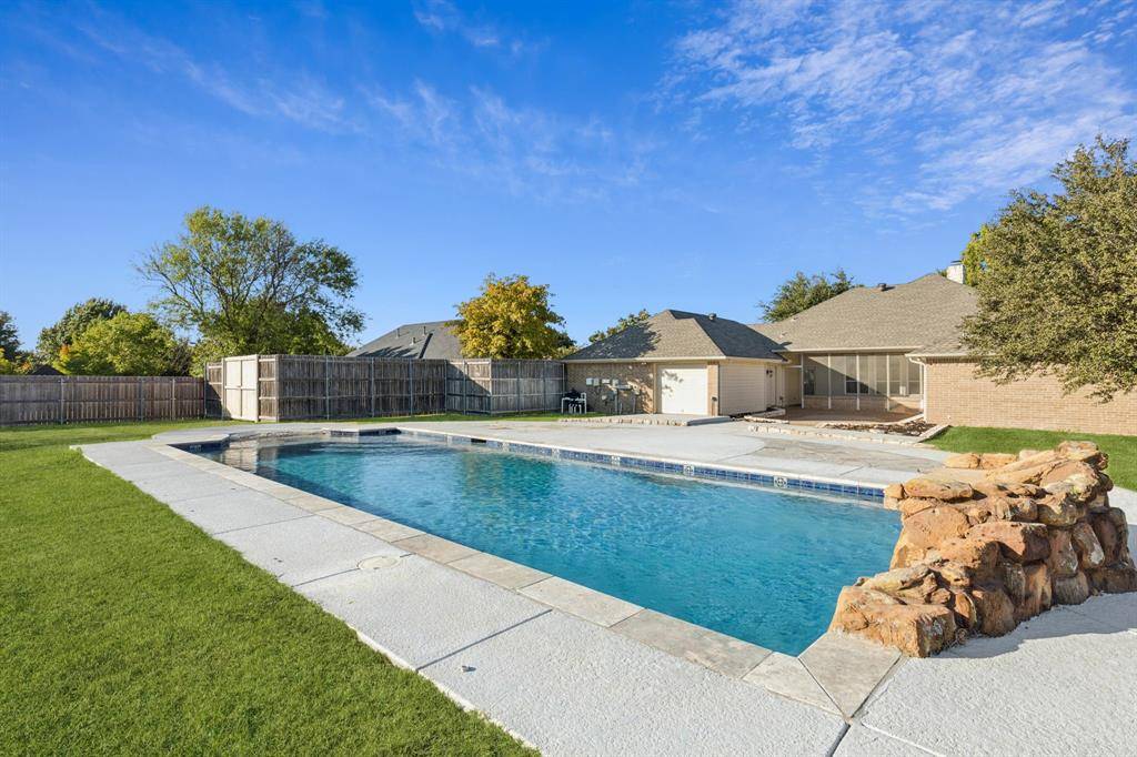 Haslet, TX 76052,605 Birchwood Lane