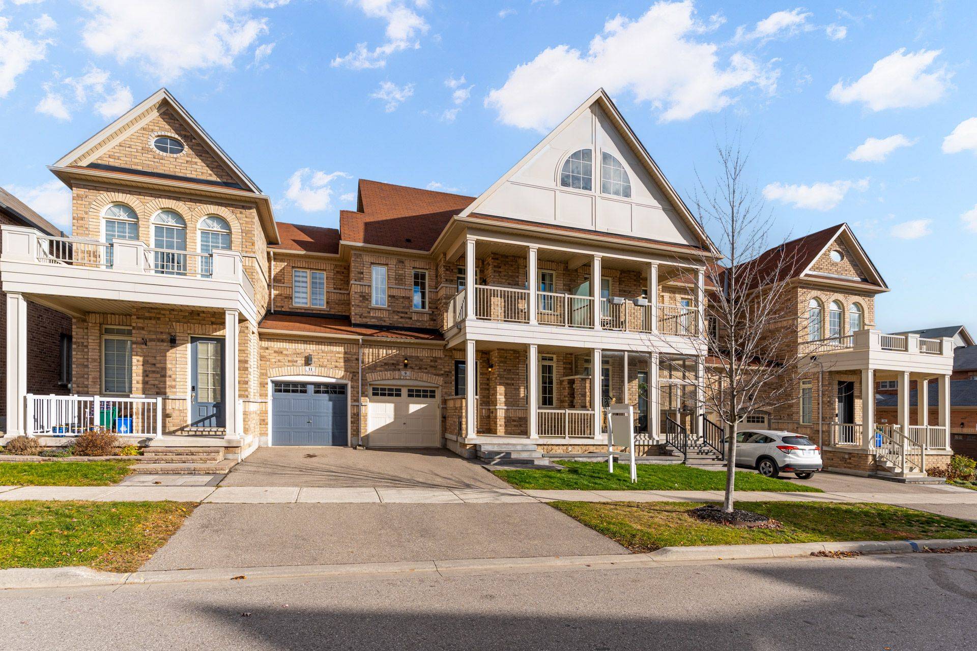 Markham, ON L6C 1N7,9 AKSEL RINCK DR