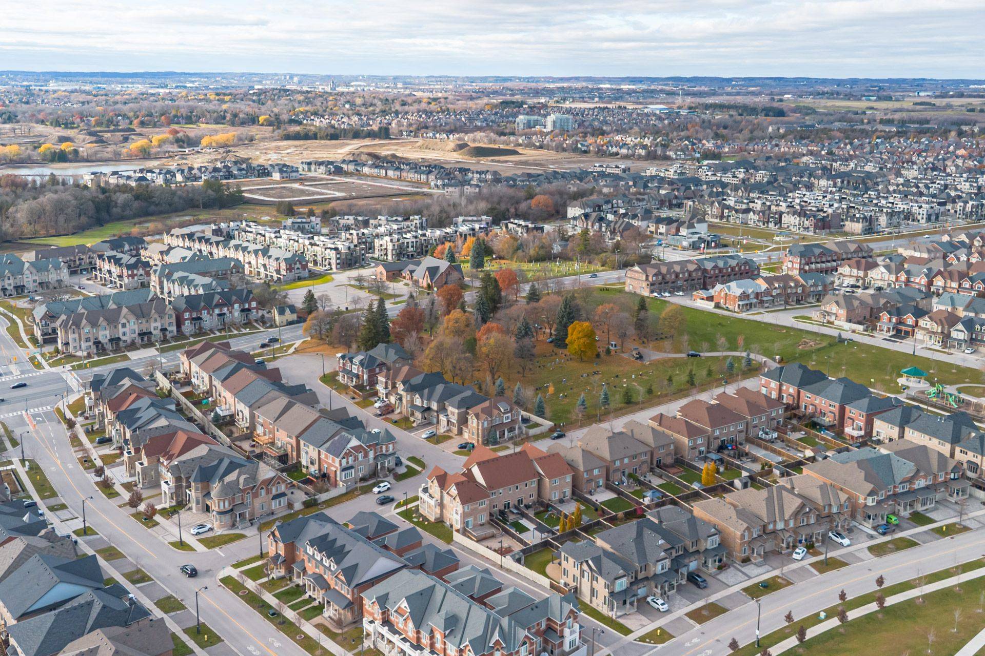 Markham, ON L6C 1N7,9 AKSEL RINCK DR