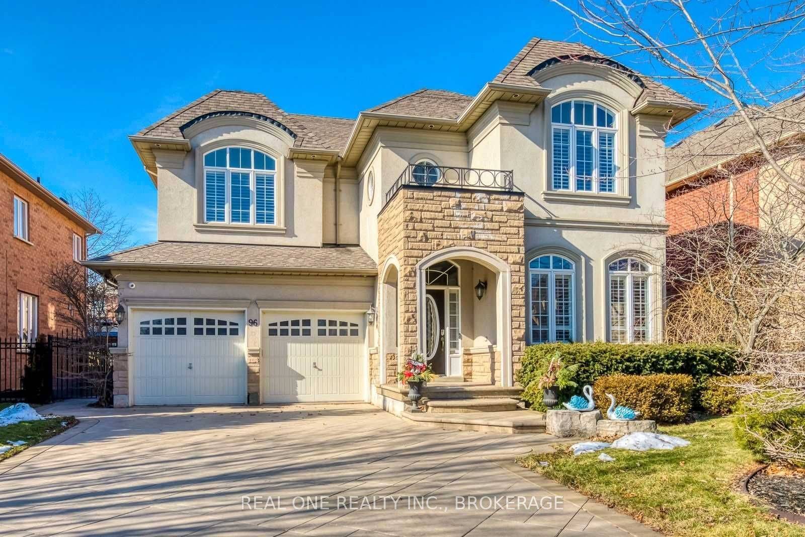 Oakville, ON L6L 6V8,96 Spring Azure CRES