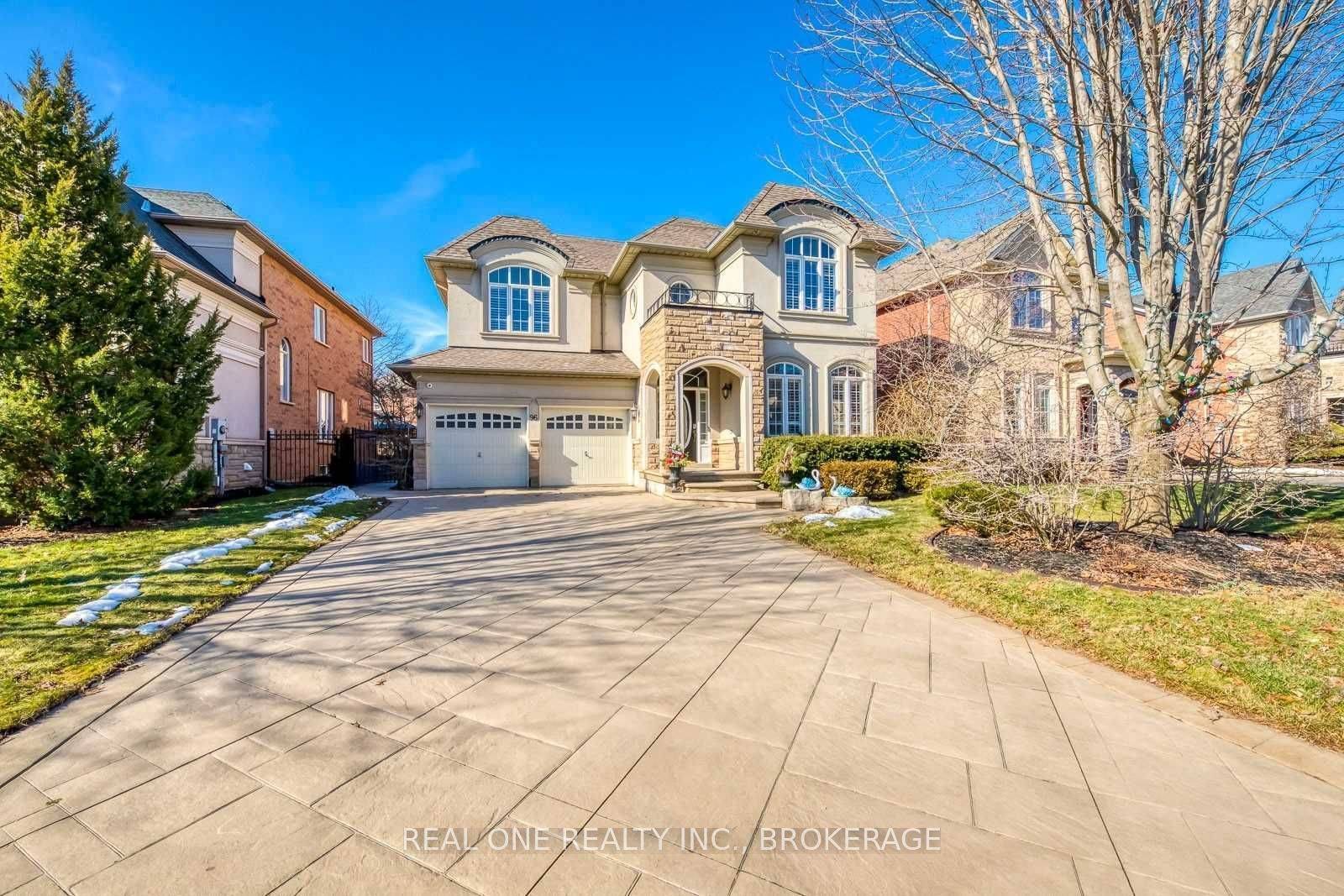 Oakville, ON L6L 6V8,96 Spring Azure CRES