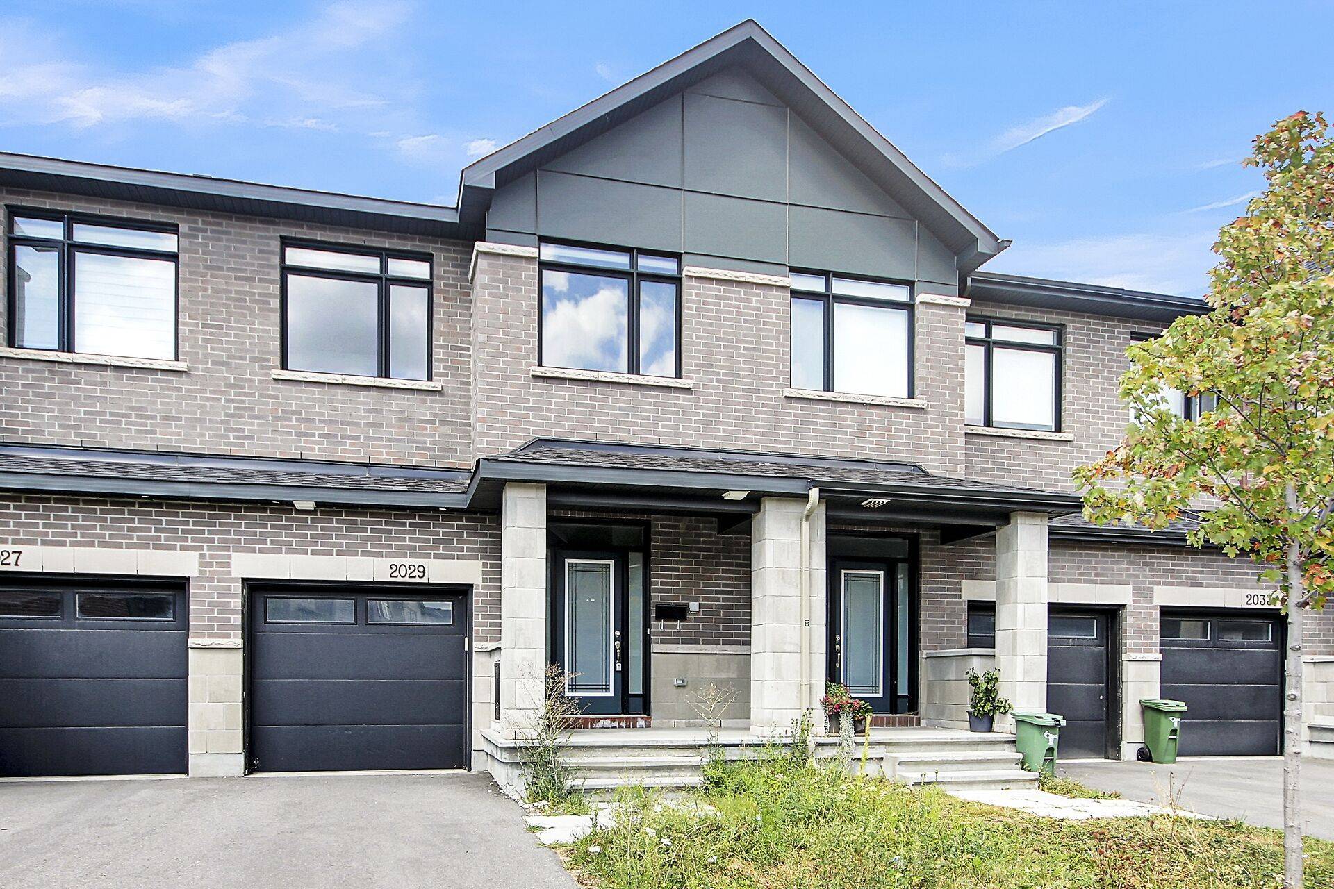 Kanata, ON K2S 1B6,2029 Allegrini TER