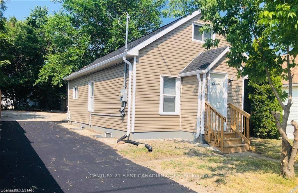 London East, ON N5Y 1M5,7 Lyman ST