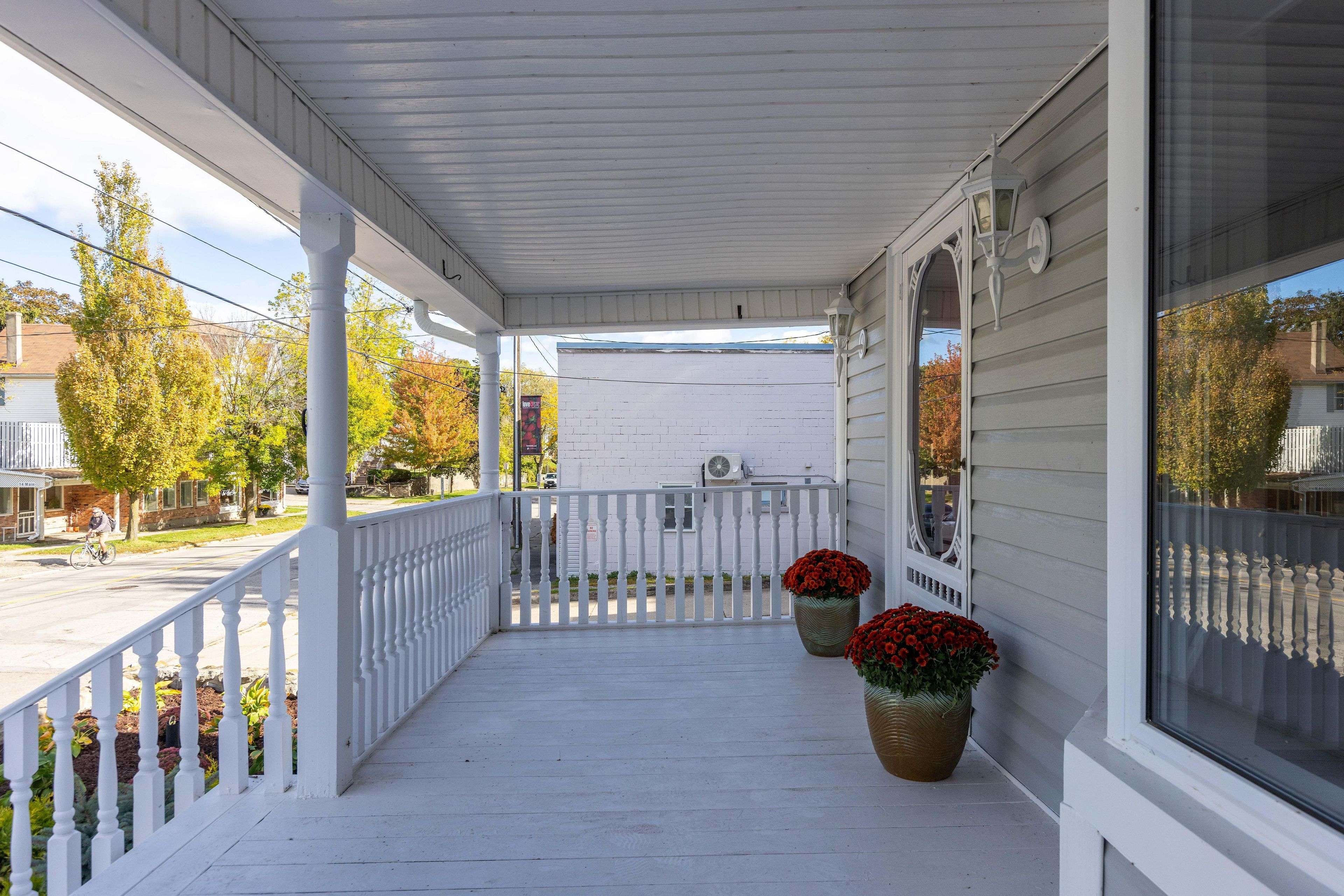 St. Catharines, ON L2N 4T5,19 Main ST