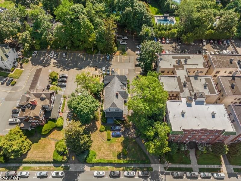 Englewood City, NJ 07631,157 Engle St