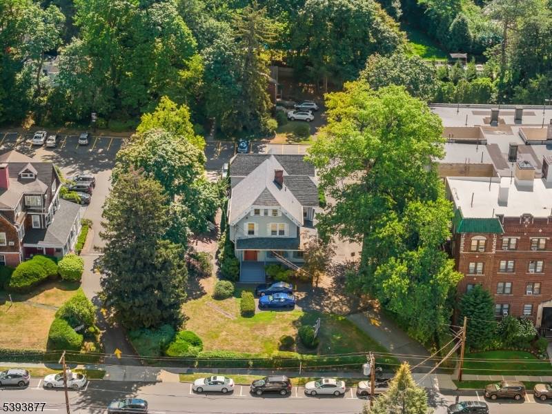 Englewood City, NJ 07631,157 Engle St