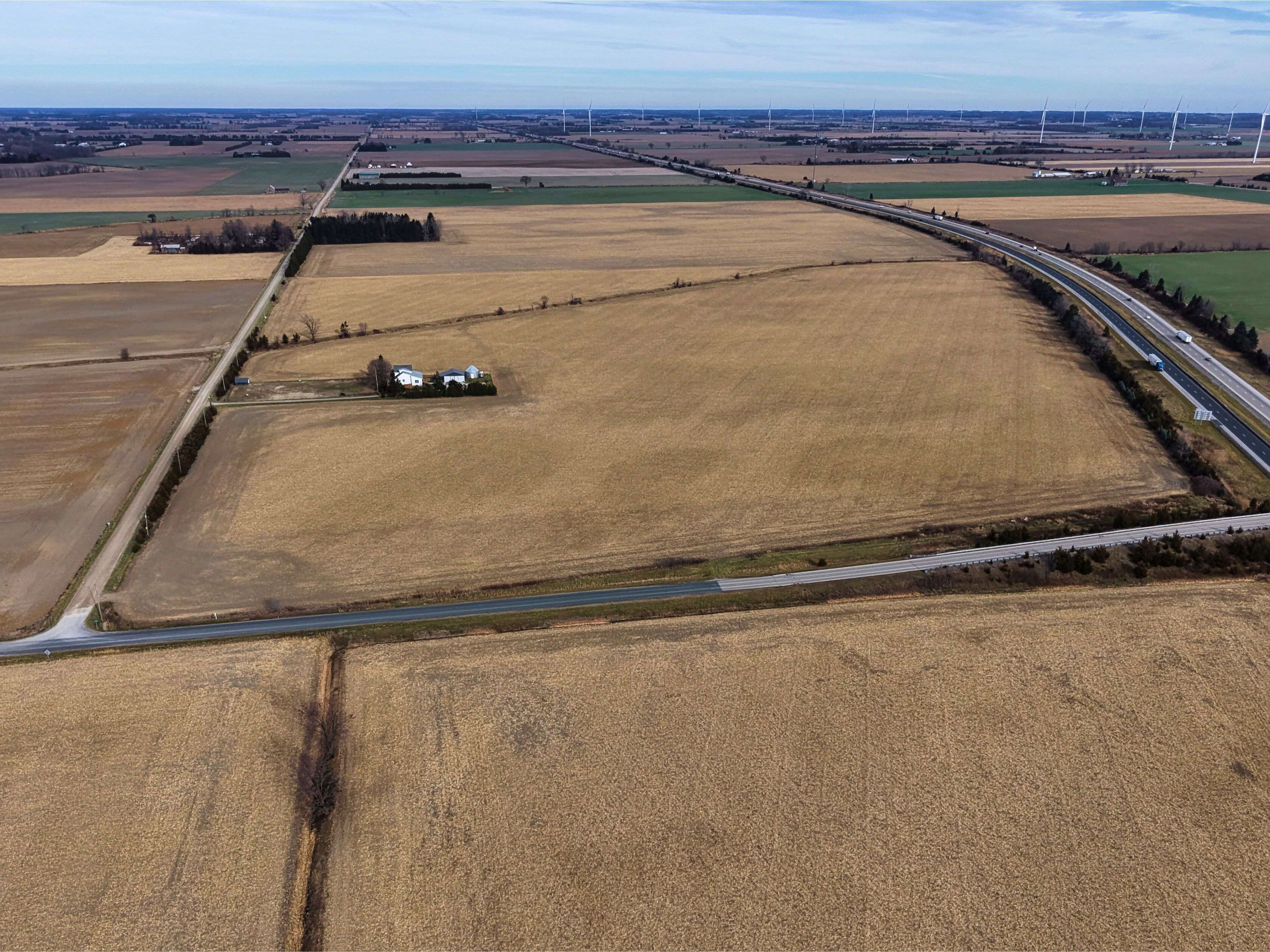 Chatham-kent, ON N0P 1A0,PTLT 11 Vasik Line