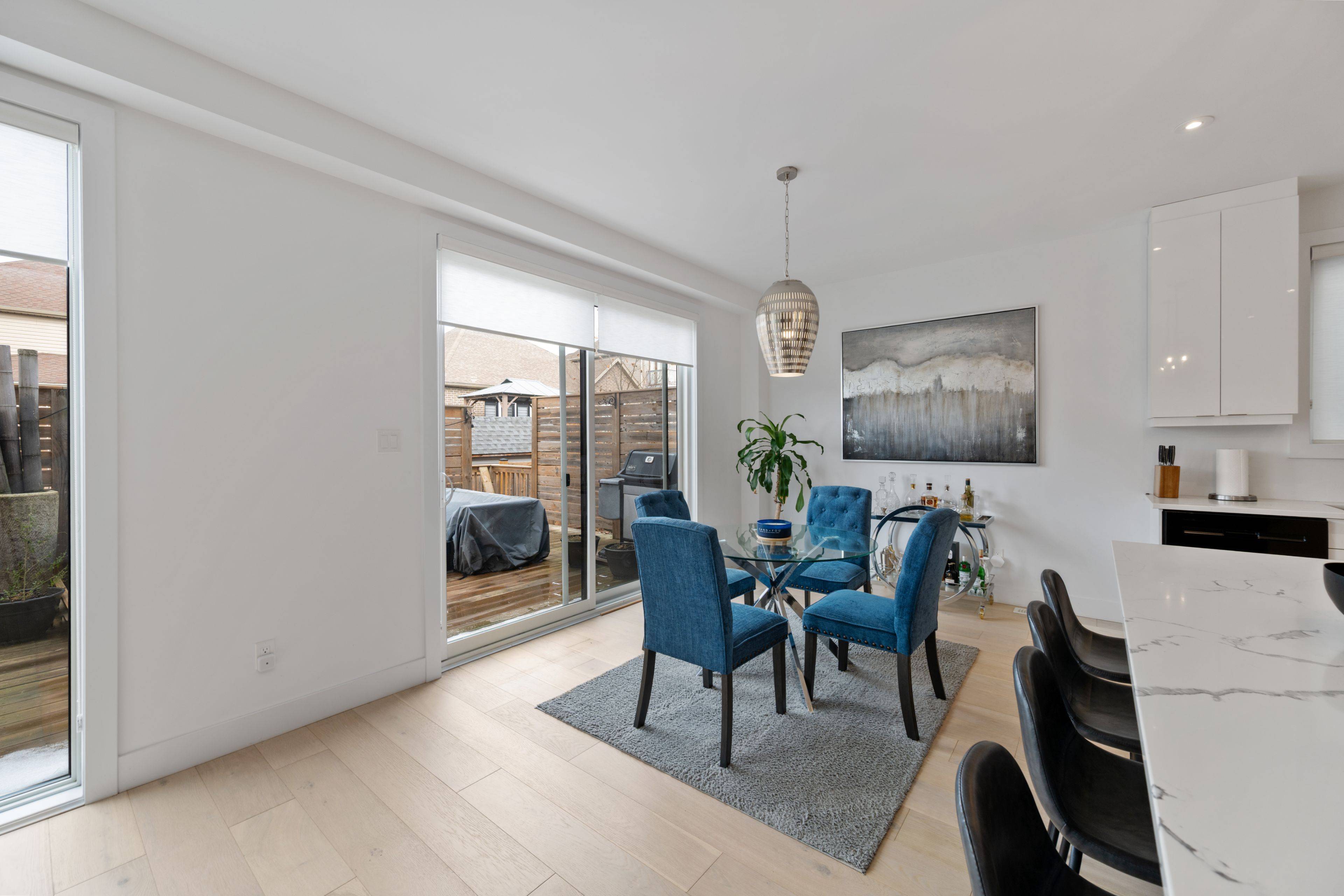 London North, ON N5X 0N5,1820 Canvas WAY #14