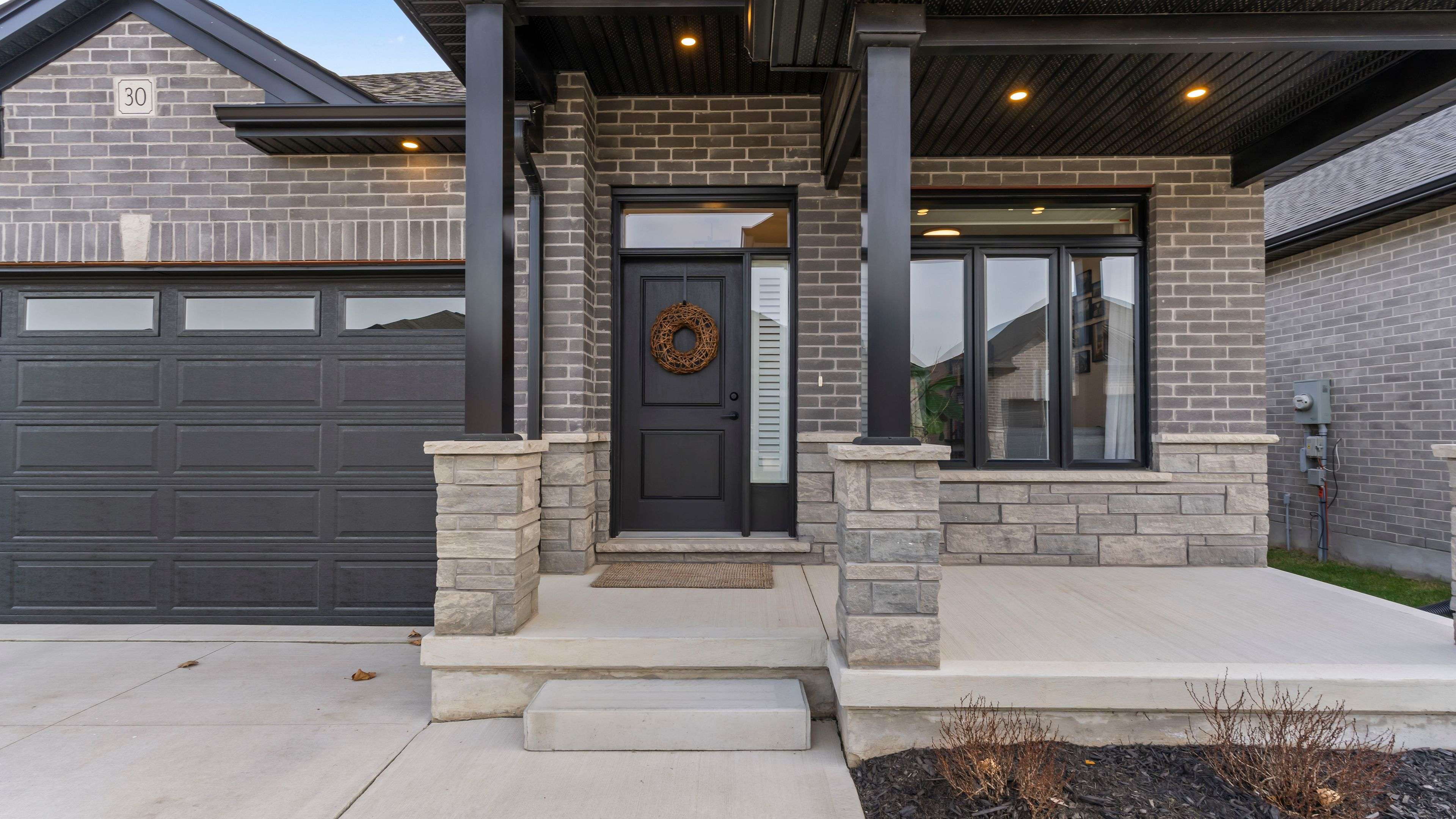 Middlesex Centre, ON N0L 1R0,383 Daventry WAY #30