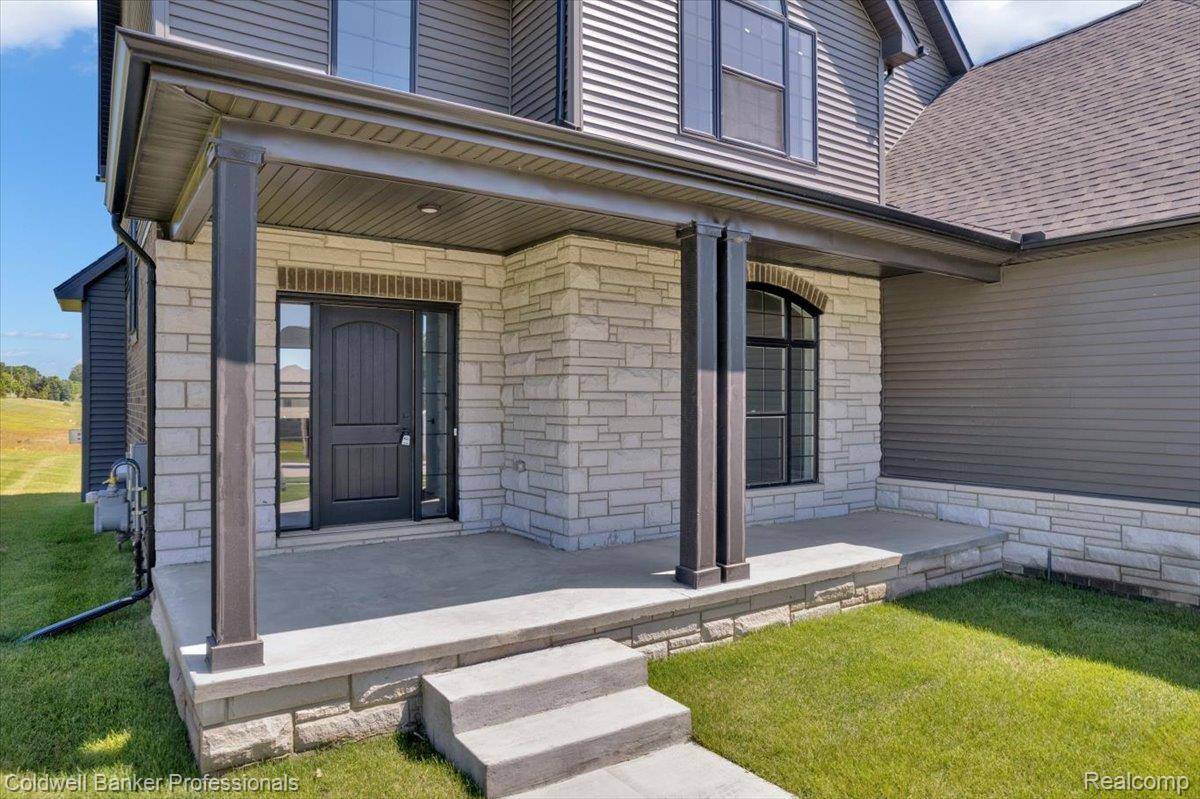 Oxford, MI 48371,622 Westlake AVE