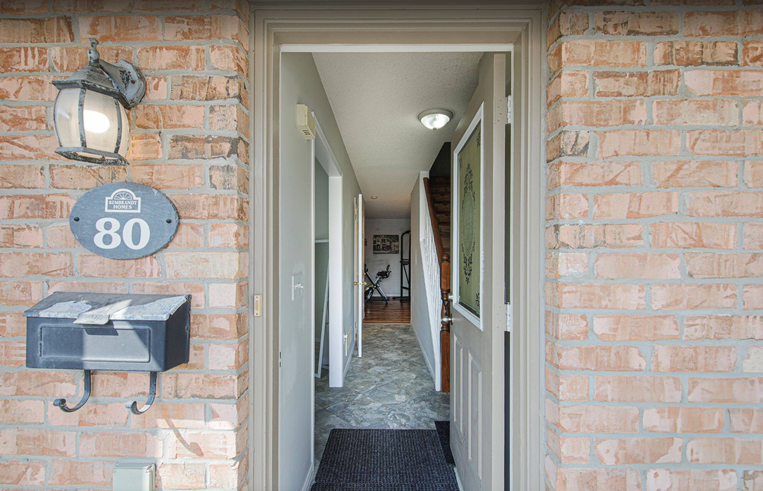 London North, ON N5X 0B7,1320 Savannah DR #80