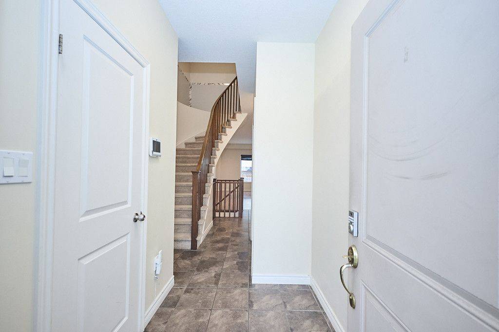 Hamilton, ON L8E 0G3,67 Redcedar CRES