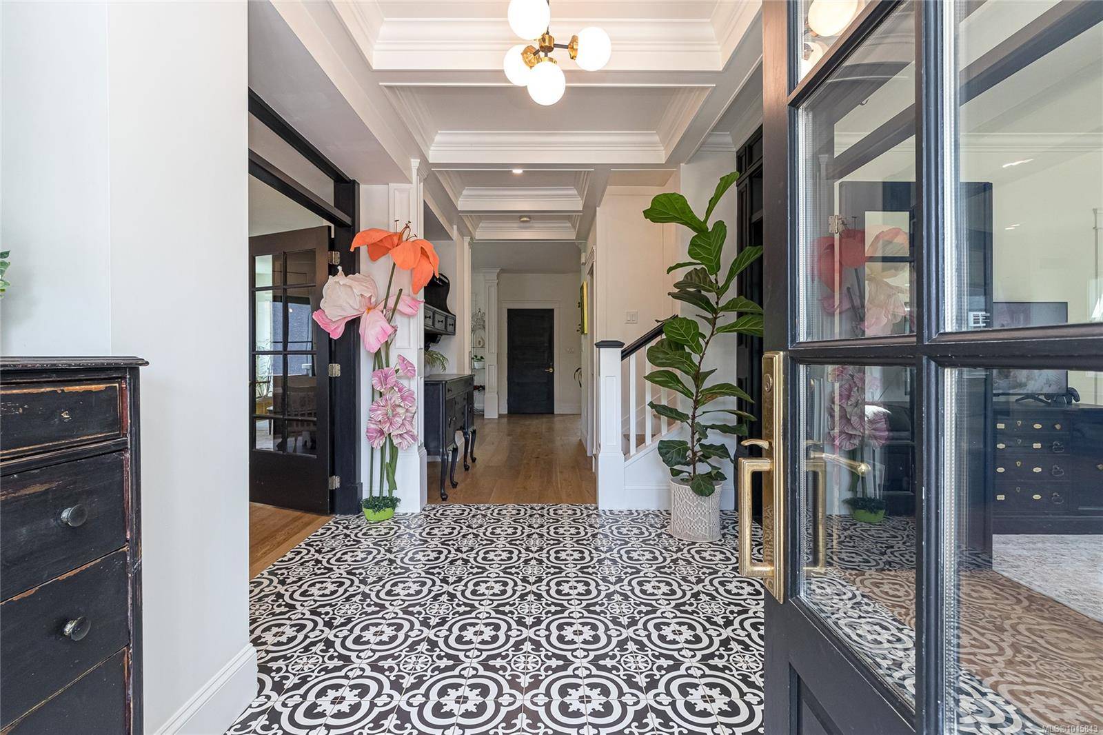 Victoria, BC V8V 3G2,1150 McClure St