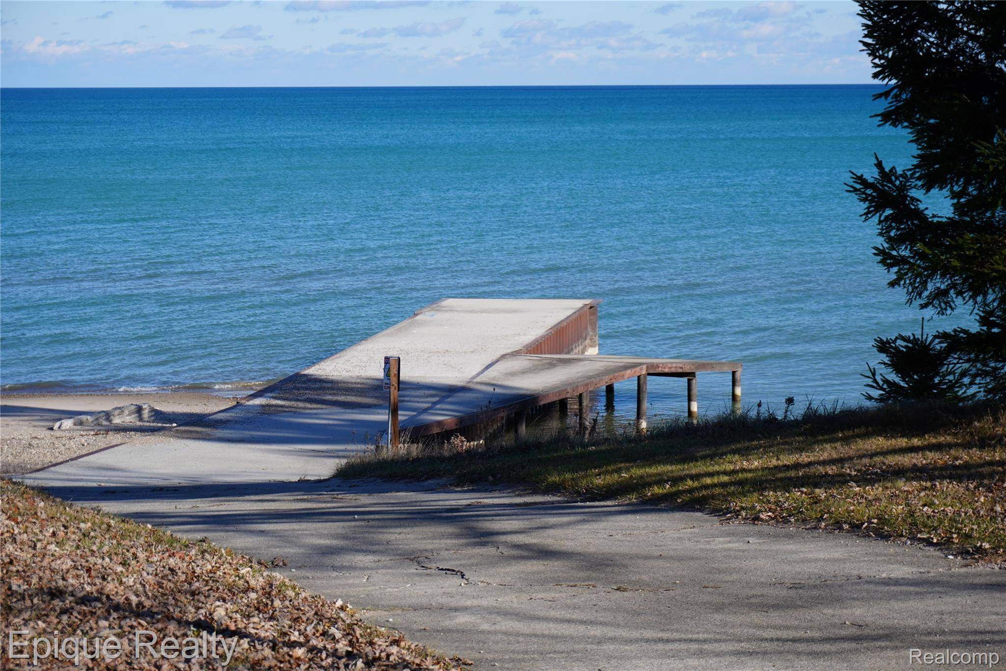 Lexington, MI 48450,7520 Sunset BLVD