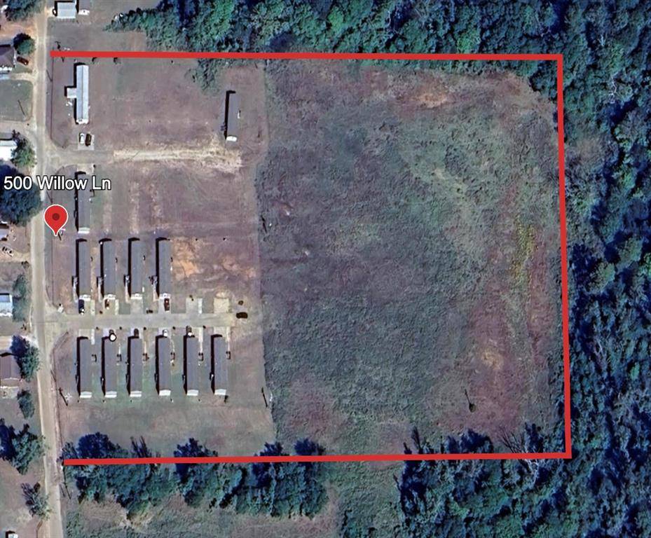 San Augustine, TX 75972,500 Willow Lane