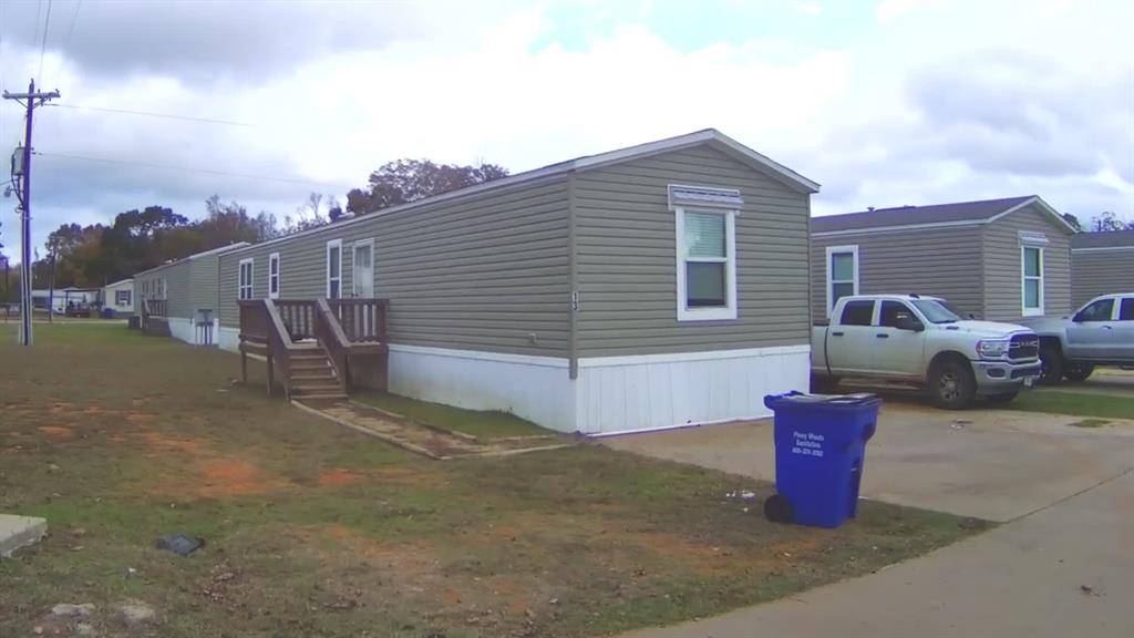 San Augustine, TX 75972,500 Willow Lane