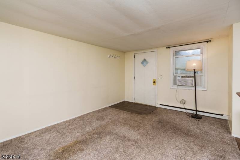 Butler Boro, NJ 07405,27 Lincoln Rd