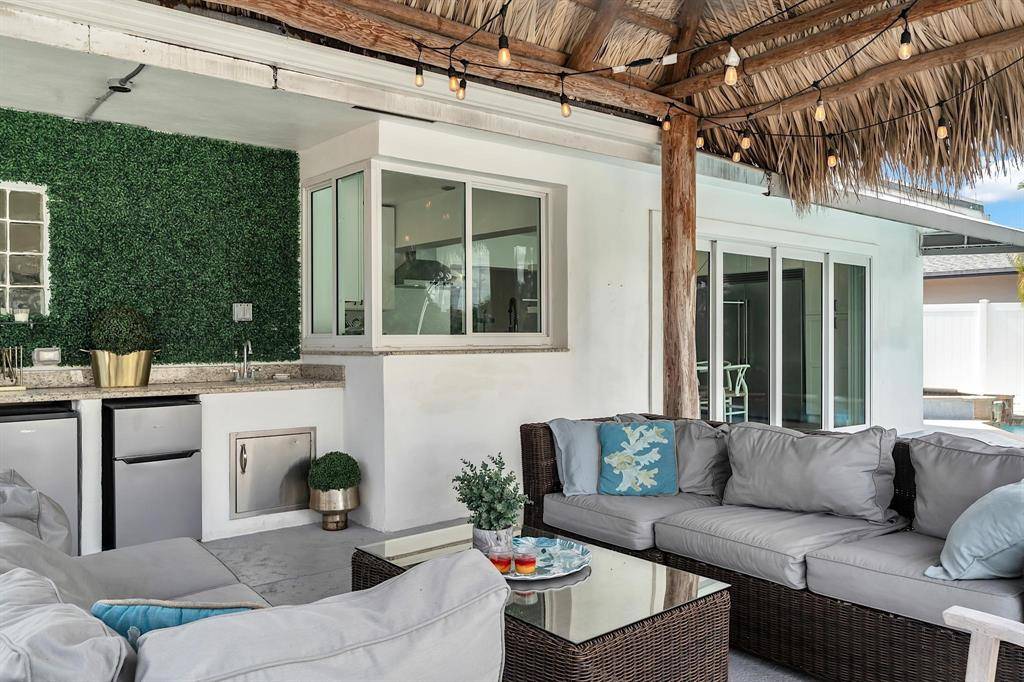 Pompano Beach, FL 33062,2233 SE 15th St