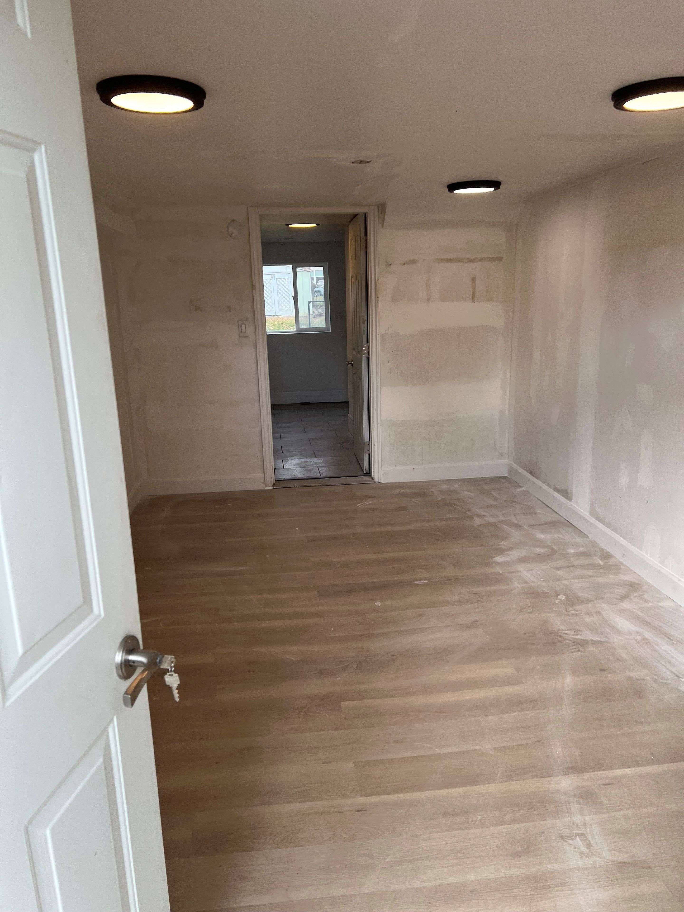 Mississauga, ON L5G 1R2,585 Byngmount AVE #Upper