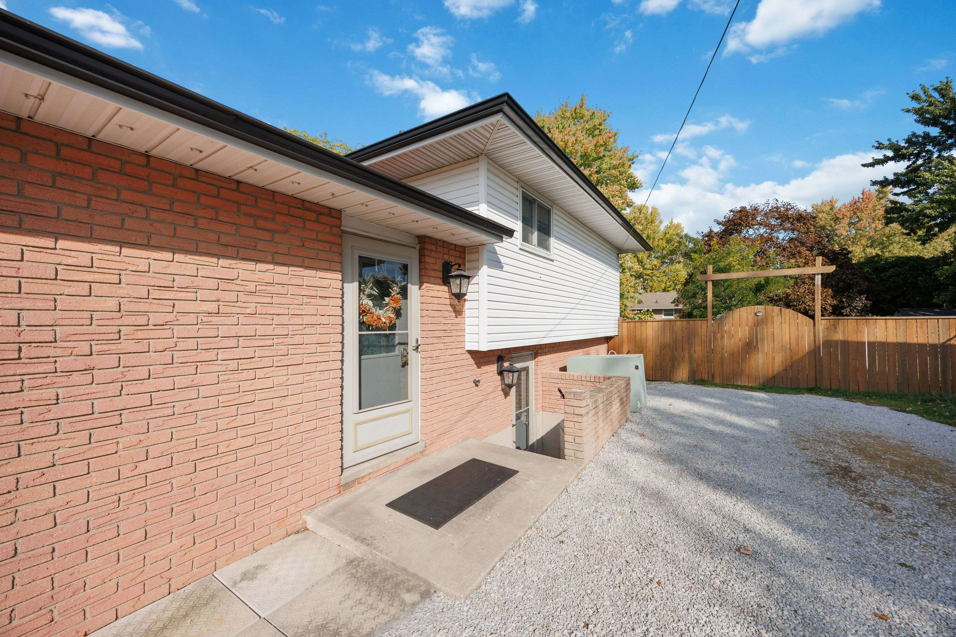 Enniskillen, ON N0N 1N0,4552 Shamrock ST