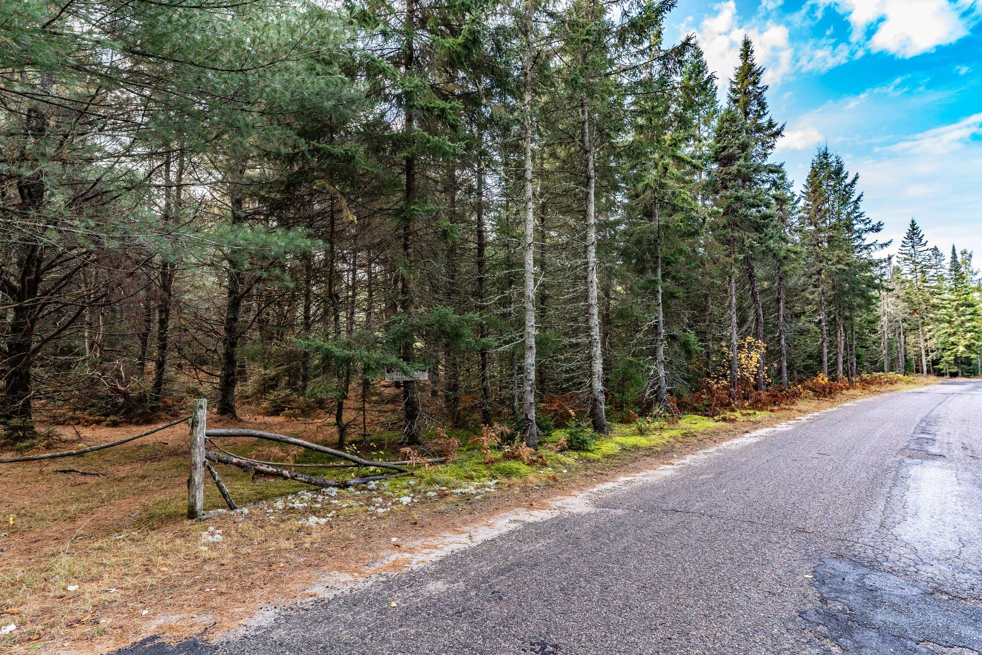 Huntsville, ON P0B 1M0,321 Cardwell Lake RD