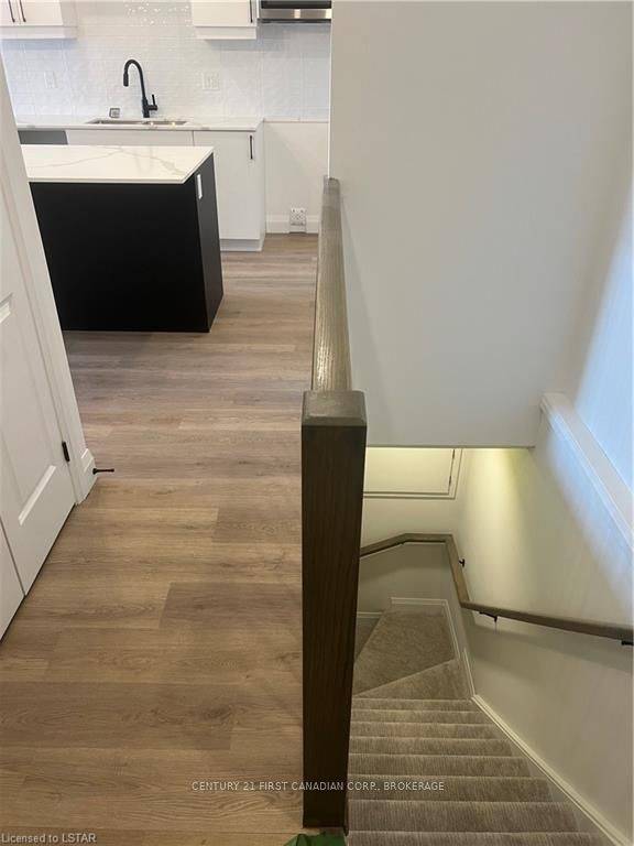 London South, ON N6P 0H9,3900 SAVOY ST #161