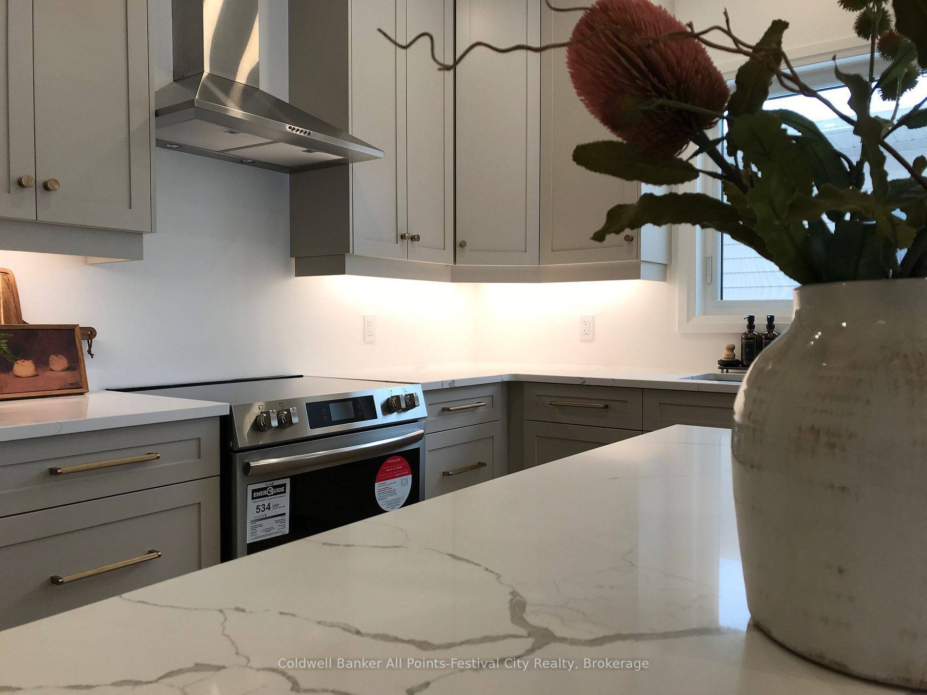 West Perth, ON N0K 1N0,169 Wimpole ST