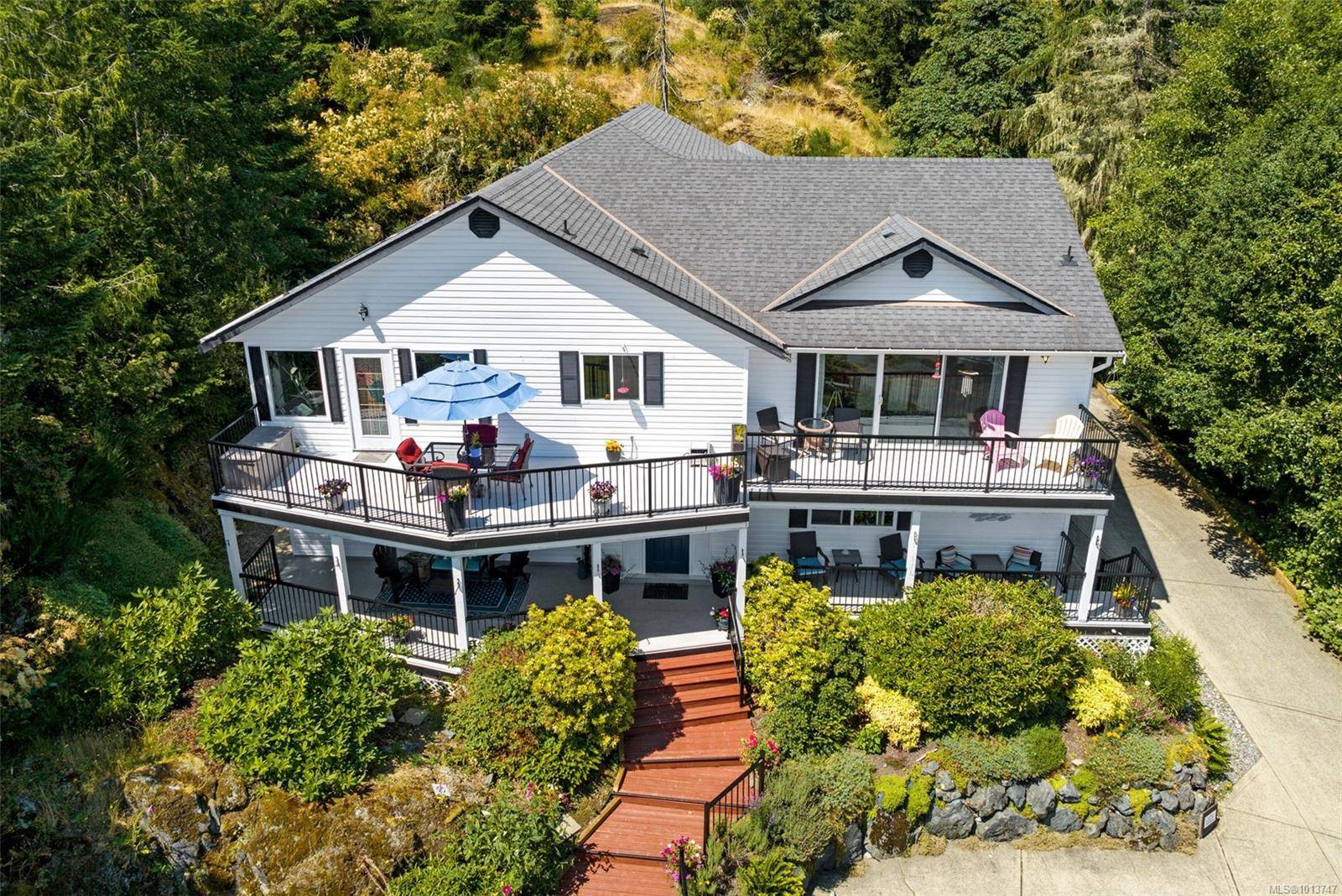 Sooke, BC V9Z 0R7,7760 West Coast Rd