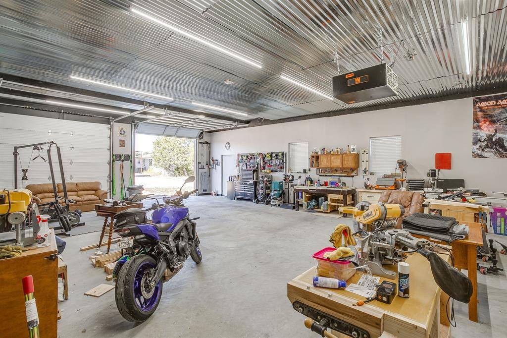 Granbury, TX 76048,4813 Peachtree Street