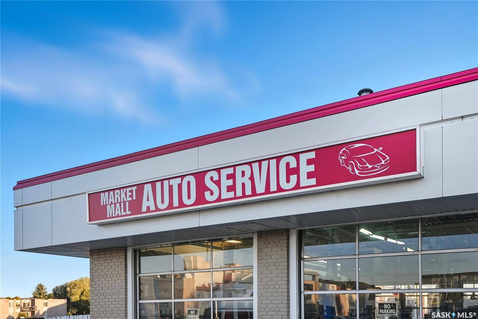 Saskatoon, SK S7J 2G1,2355 Preston AVENUE S