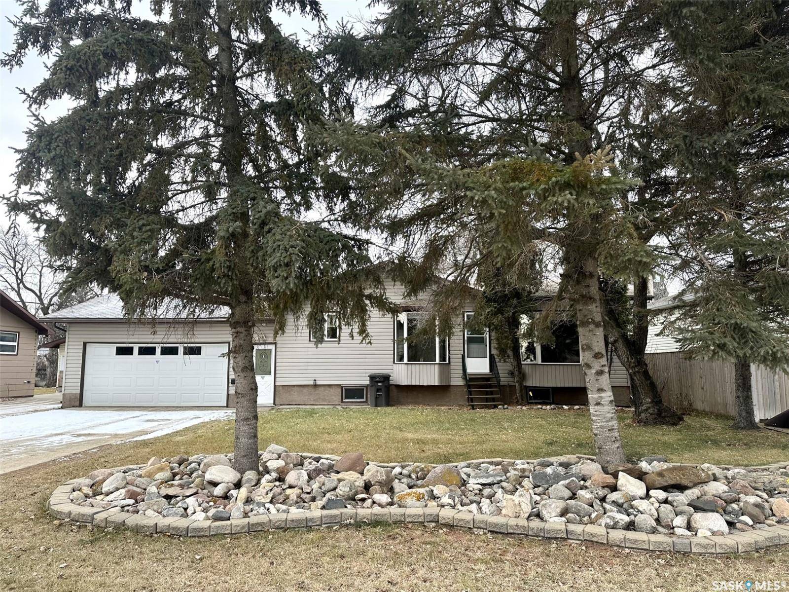 Leroy, SK S0K 2P0,205 Aspen STREET